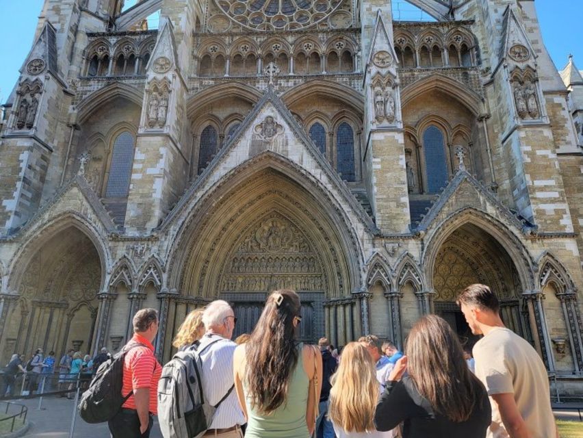London: Buckingham, Big Ben & Westminster Abbey Tour - Full-Day Option: Lunch Break, River Cruise, and the Tower of London Connection