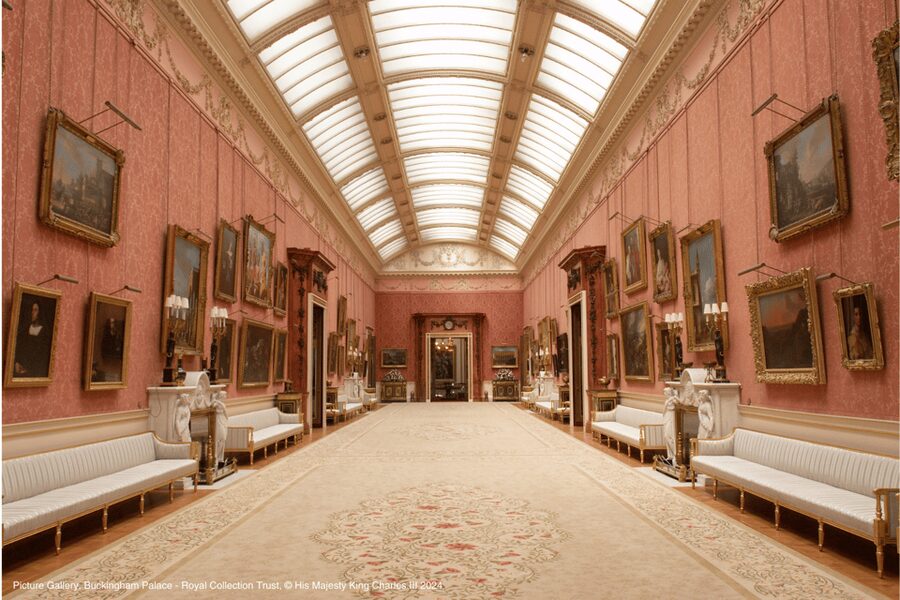London: Buckingham Palace State Rooms & Royal Walking Tour - Buckingham Palace State Rooms: skip the ticket line, then go at your pace