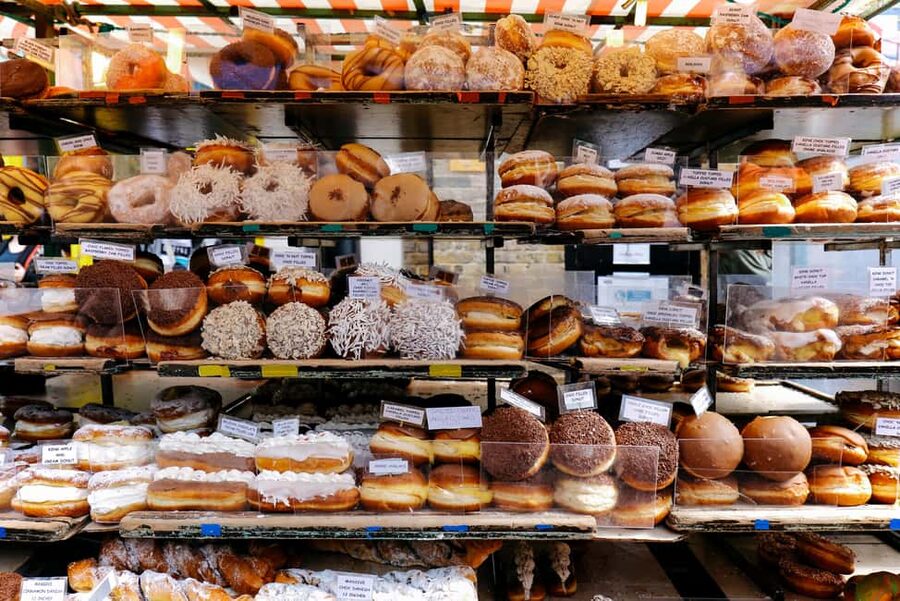 London: Camden Market Food Tour with 7 Street Food Tastings - Meeting at The Worlds End and how the 3 hours run