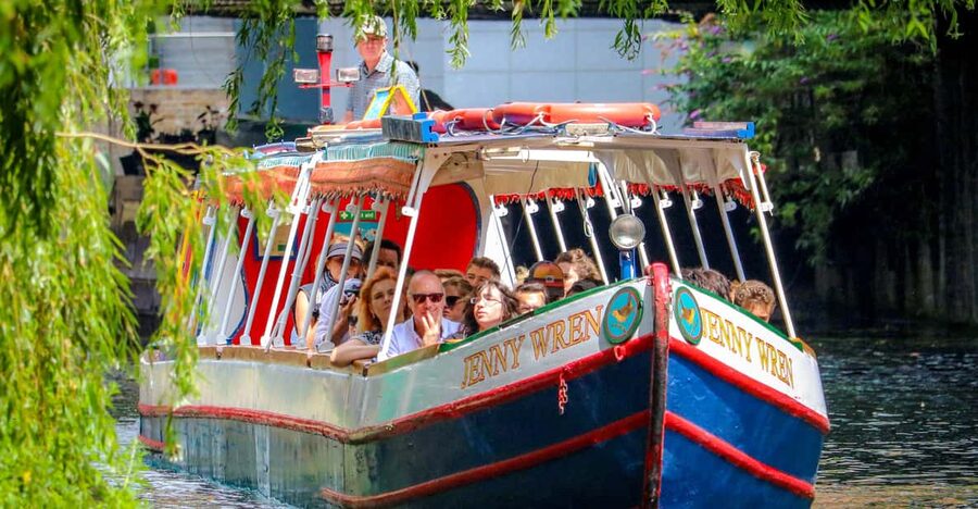 London: Canal Boat Ride on Camden Lock - Pass London Zoo and Regent’s Park From the Water