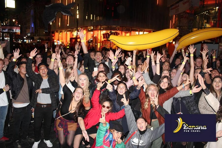 London : Central London Bar Crawl with discounts on drinks - How the wristband experience works at 4 venues