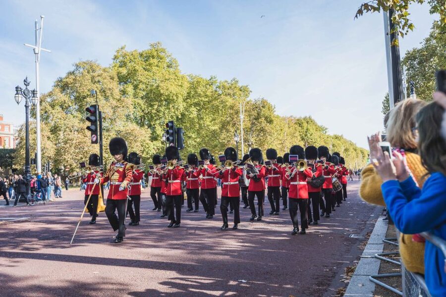 London: Changing of the Guard Walking Tour - The ceremony phases you’ll see, not just the gate moment