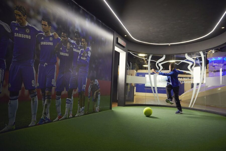 London: Chelsea Football Club Stadium and Museum Tour - Guides who make it feel like a real match-day story