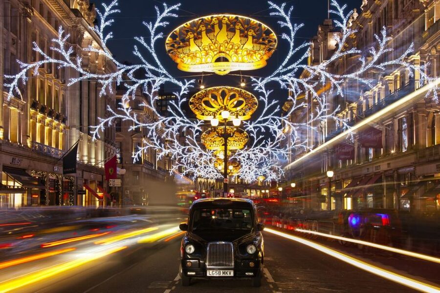 London: Christmas Eve City Tour with Dinner & Midnight Mass - Key Highlights You Will Feel Immediately