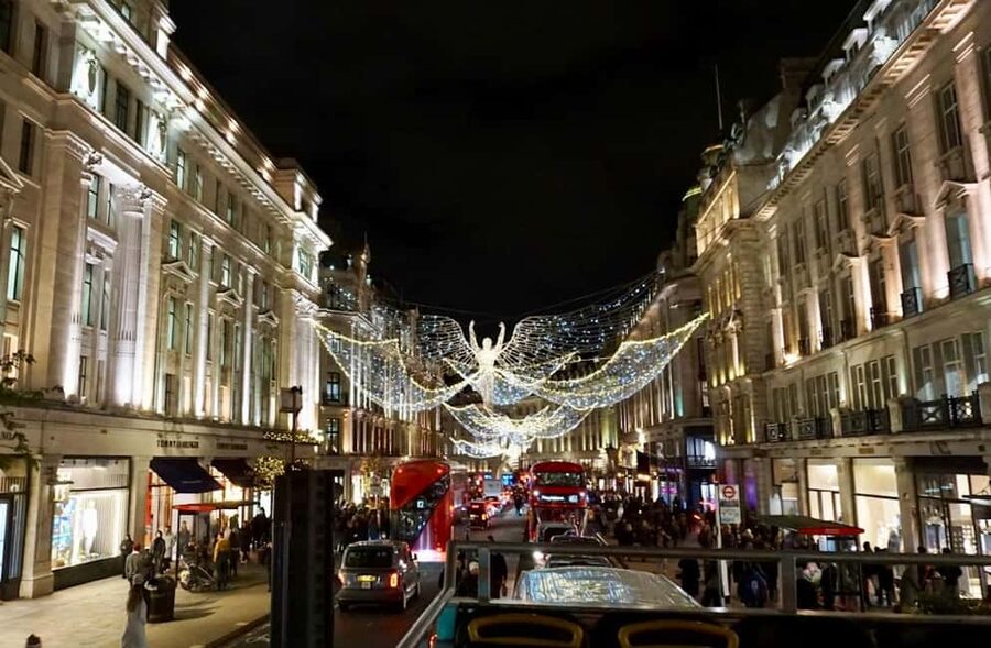 London: Christmas Lights Open-Top Bus Tour - Meeting at W1J 9DZ near the Ritz and Green Park station