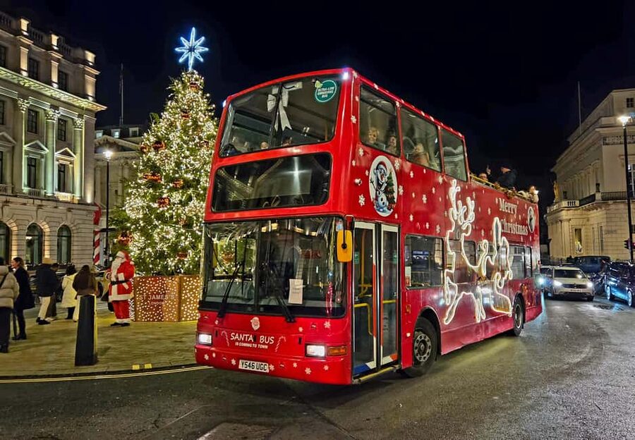 London: Christmas Lights Santa Sleigh Open-Top Tour - St James’s and Piccadilly: Lights Inspired by Anteros