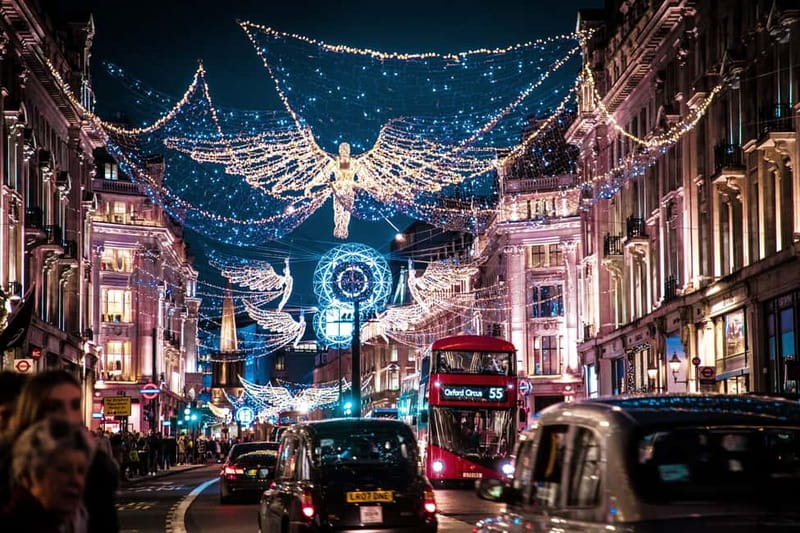 London Christmas Lights Tour by Vintage Bus Open Top - Why this vintage Routemaster is the best way to see London at Christmas