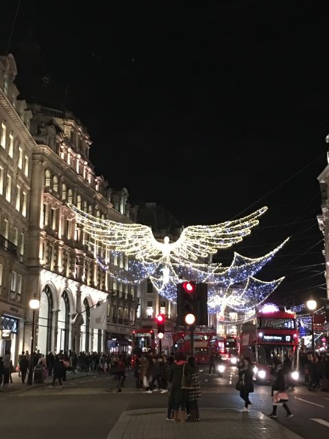 London: Christmas Lights Tour in a Black Cab - Pickup Zones, Hotel Drop-Off, and Central London Convenience