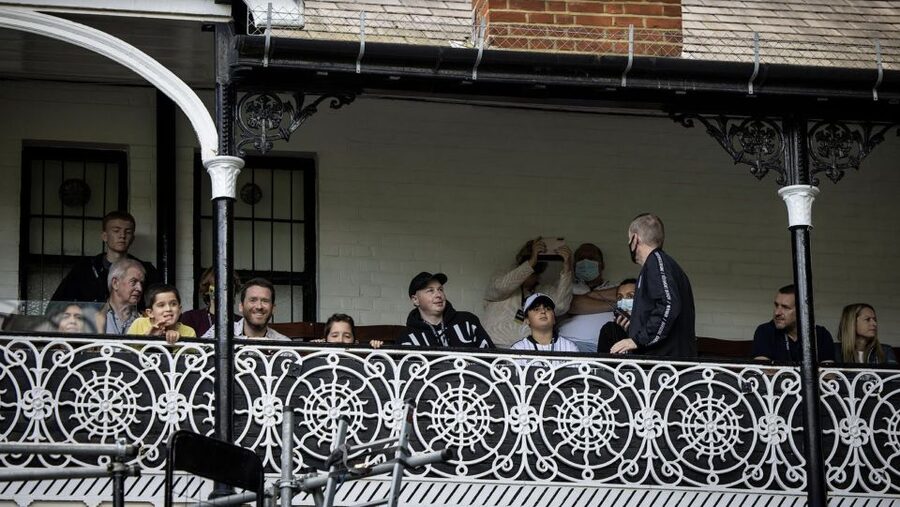 London: Craven Cottage Guided Tour at Fulham Football Club - Johnny Haynes Stand and the 1905 redevelopment story
