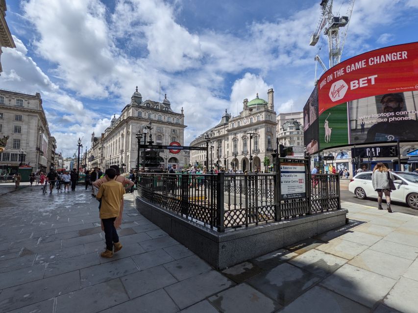 London: Custom Private Tour by Car - Who should book this London by car tour
