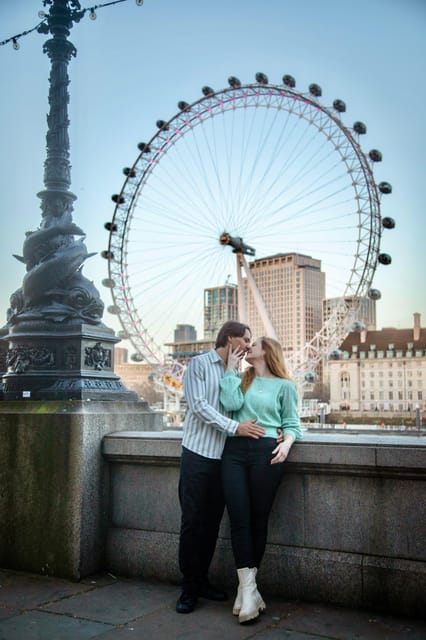 London Customisable 30 minute photoshoot - Pose Guidance That Makes the Photos Look Natural