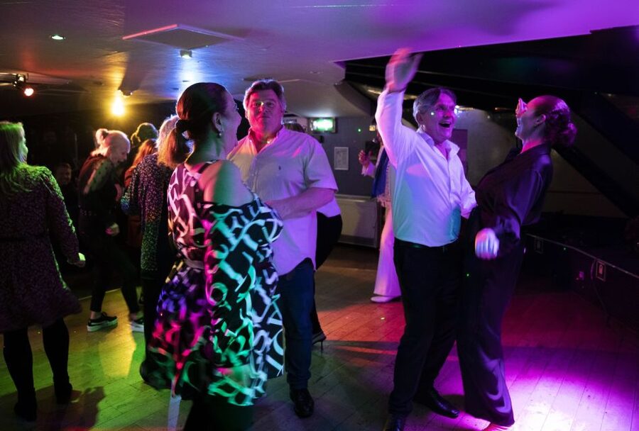 London: Dinner Cruise with Elvis Tribute on the Thames River - Dancing to Elvis-themed music: the “night out” part