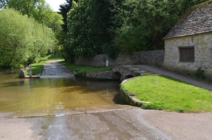 London: Downton Abbey Countryside Black Taxi VIP Tour - Key highlights you will feel in your day