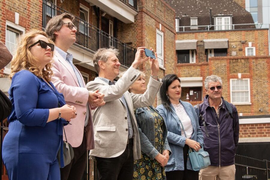London: East End Food Tour - Getting Started in Old Spitalfields Market (Meet at Poke House)