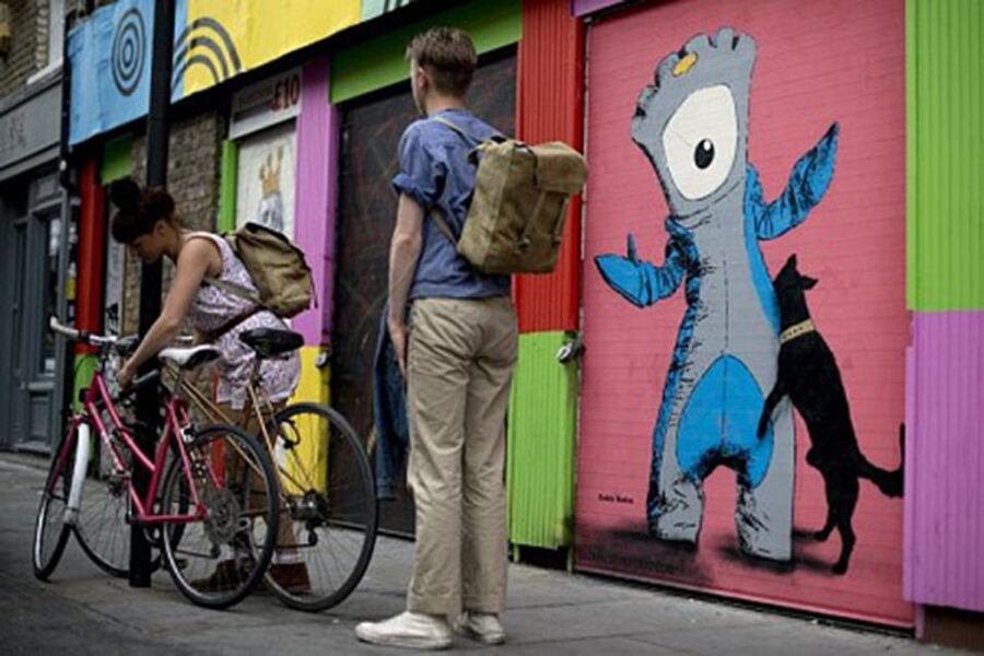 London East End - Guided Walking Tour 12 guests 2,5h - East End on Foot: Why a 2.5-Hour Street Art Walk Hits the Sweet Spot