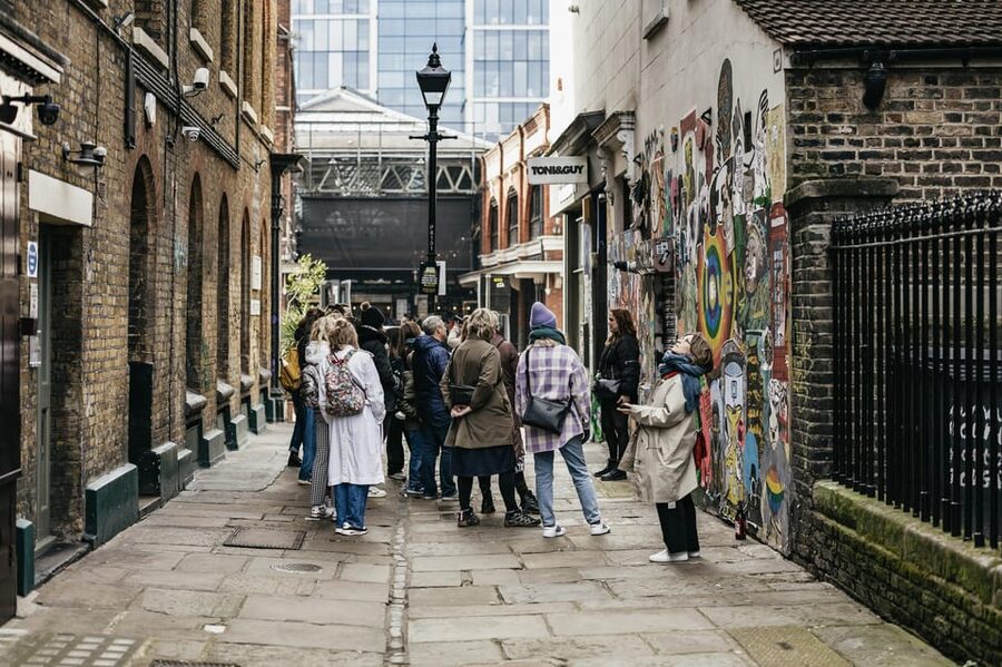 London: East End Street Art Tour and Spray Painting Workshop - Price, Time, and Group Size: Is It Good Value at $50?