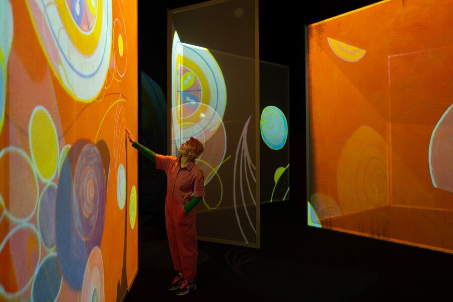 London: Entry Ticket to Frameless Immersive Art Experience - Timing and crowd control: when to go, when to avoid it