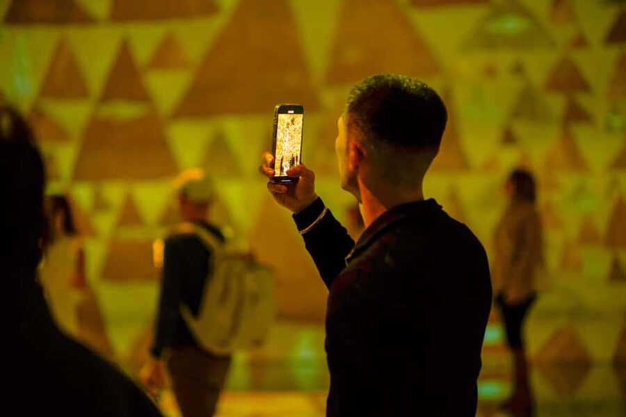 London: FRAMELESS Lates Immersive Art Experience - New digital art shows and emerging artists: why the “Lates” edition feels fresh