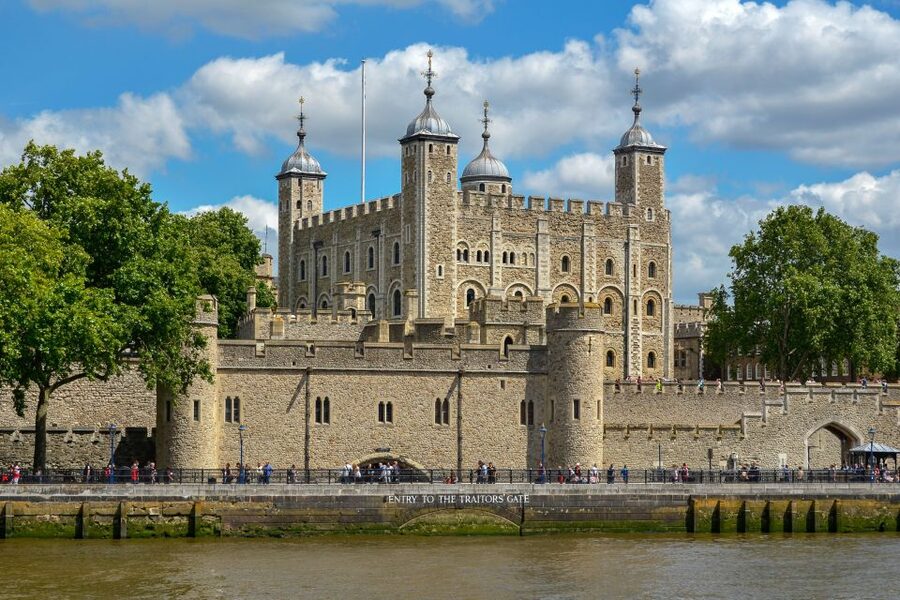 London: Full-Day Sightseeing Bus Tour with River Cruise - Key points to know before you go