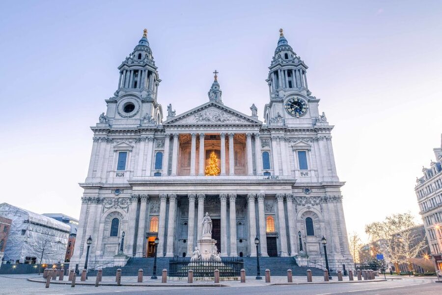 London: Full-Day Sightseeing Bus Tour with River Cruise - Tower of London With a Yeoman Warder: The Story Inside the Walls