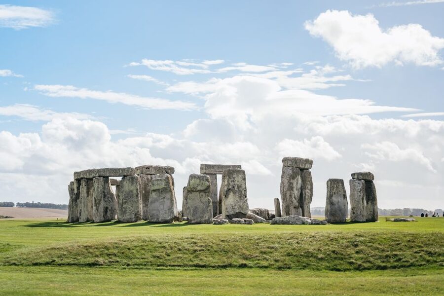 London: Full-Day Windsor, Stonehenge, and Oxford Tour - Who should book this day trip, and who should skip it
