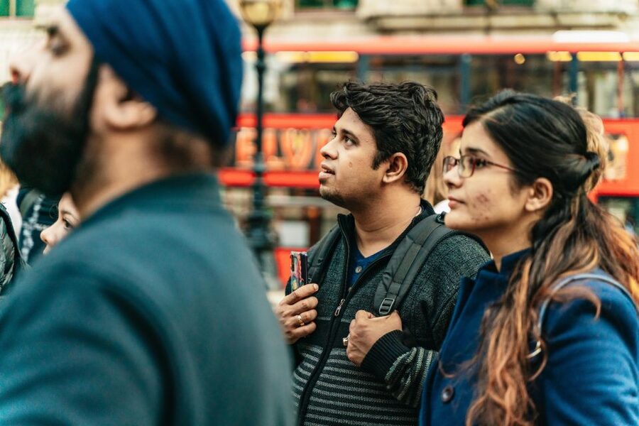 London: Ghastly Ghosts 2-Hour Walking Tour - Guide Style Matters: What Guides Like George Do Well