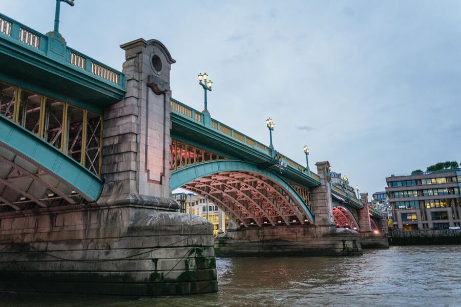 London: Ghost Walk and River Thames Boat Ride - Tower of London finale: royal walls, prison history, and a big finish