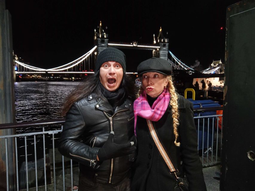 London: Ghost Walk and River Thames Boat Ride - Ghost stories that aim for history first