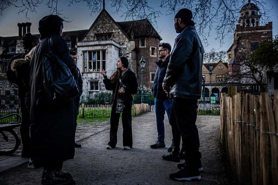 London: Ghosts, Legends & Mysteries Night Walking Tour - A two-hour night walk built around famous, spooky London