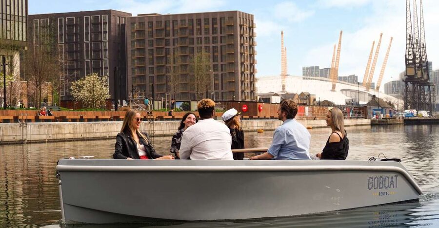 London: GoBoat Rental in Canary Wharf with London Docklands - What I Like, and the One Thing to Watch