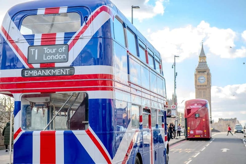 London: Great British Afternoon Tea Bus Tour - Who should book this London afternoon tea bus tour