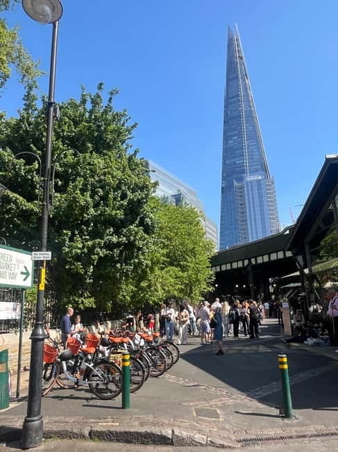 London: Guided E-bike Tour - Getting Started at Regus, Blackfriars: Comfort First