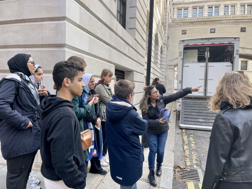 London: Guided Harry Potter Tour - Diagon Alley, the Leaky Cauldron entrance, and the Leadenhall Market finish
