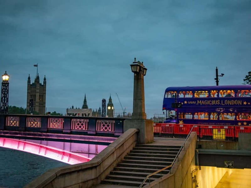 London: Harry Potter Film Locations Sightseeing Bus Tour - The London Eye, Big Ben, Trafalgar Square, and Piccadilly Circus Between Moments