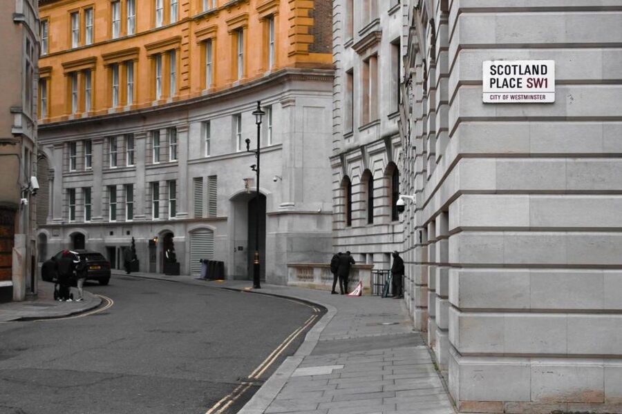 London: Harry Potter Filming Locations Sightseeing Tour - Practical tips so the walk feels easy