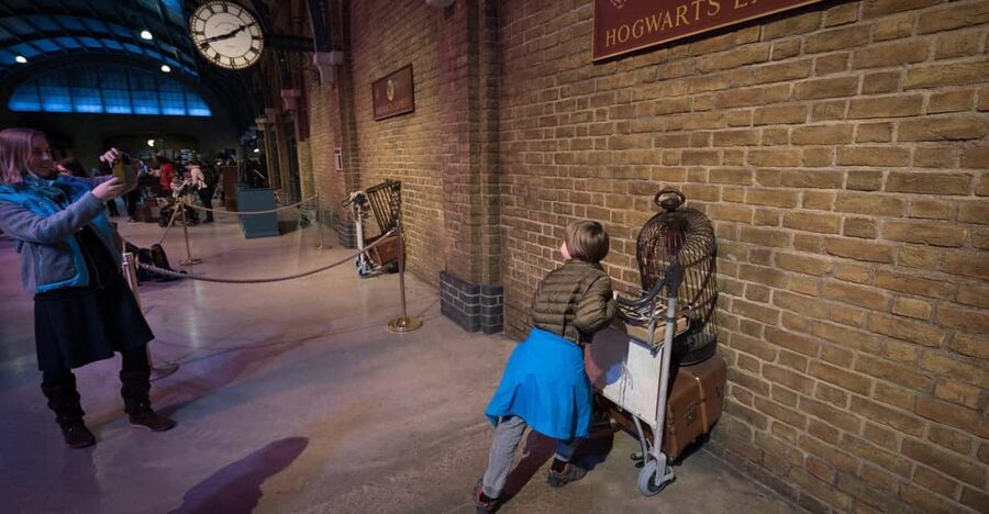 London: Harry Potter Inspirations and Locations Tour - Guides like Imam and Sam: why the storytelling really matters