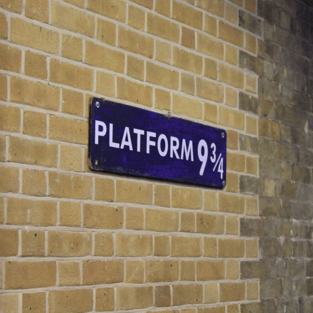 London: Harry Potter Movie Location Tour with an APP - Key highlights to know before you go