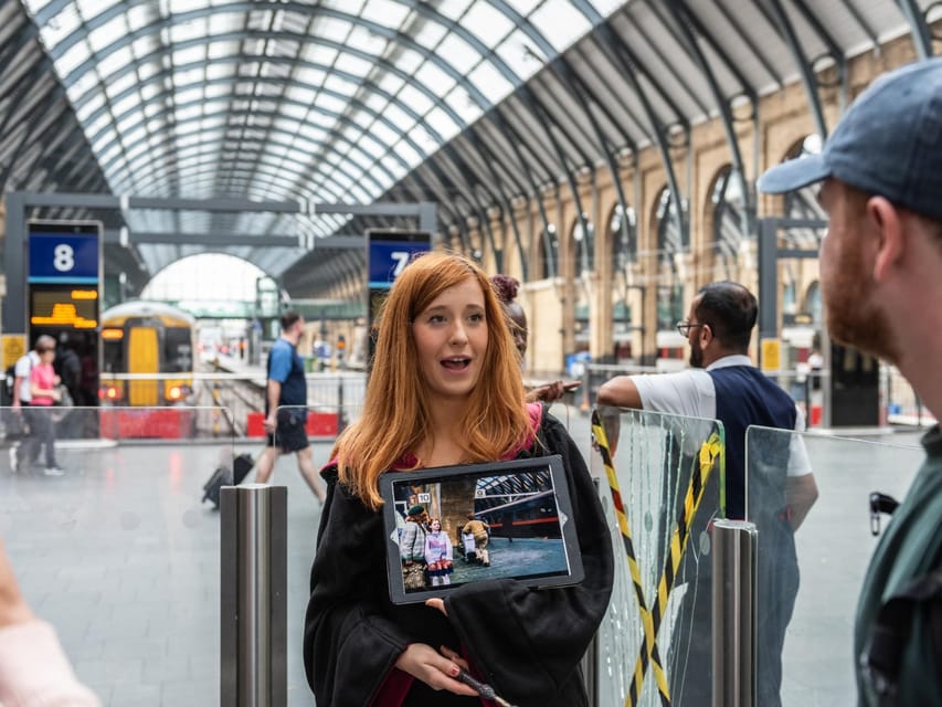 London: Harry Potter Tour & The London Dungeons Tour - A Half-Day Combo: Wizarding Walk Plus London Dungeons