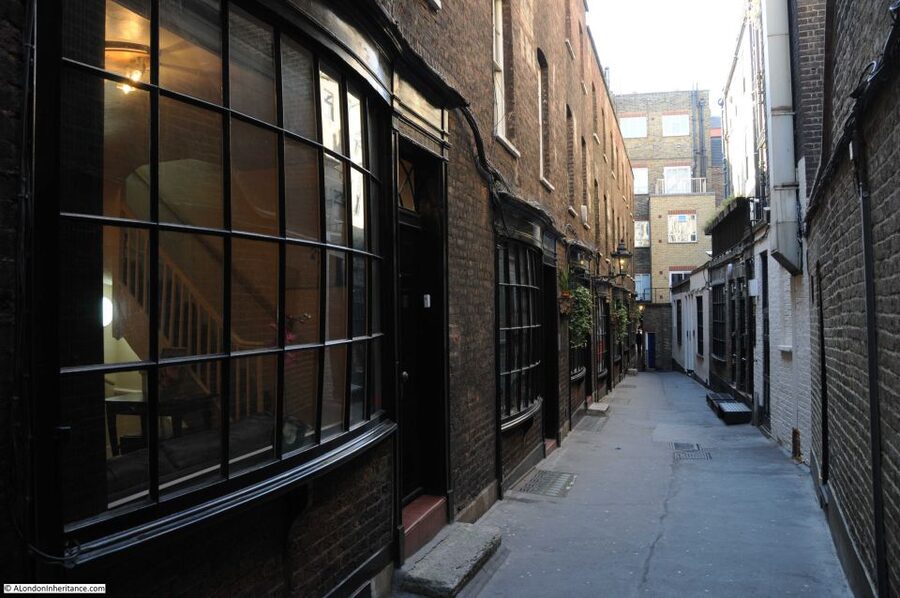 London: Harry Potter Walking Tour and Tower of London Entry - What I think the 5-hour format gets right (and what it costs you)