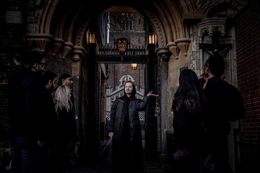 London: Haunted Ghost Night Walking Tour - Smithfield Market: executions and the street-level horror of history