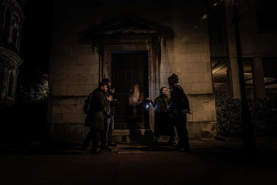 London: Haunted Ghost Night Walking Tour - The Anchor Tavern & Hub, then the Clink Prison Museum finale