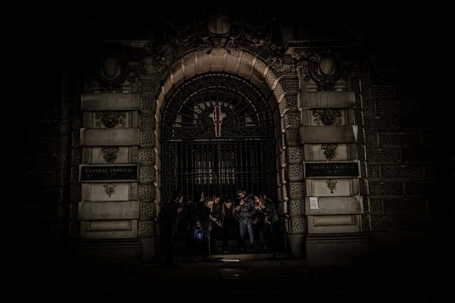 London: Haunted Ghost Night Walking Tour - Starting at Charterhouse Square, where plague victims are part of the story