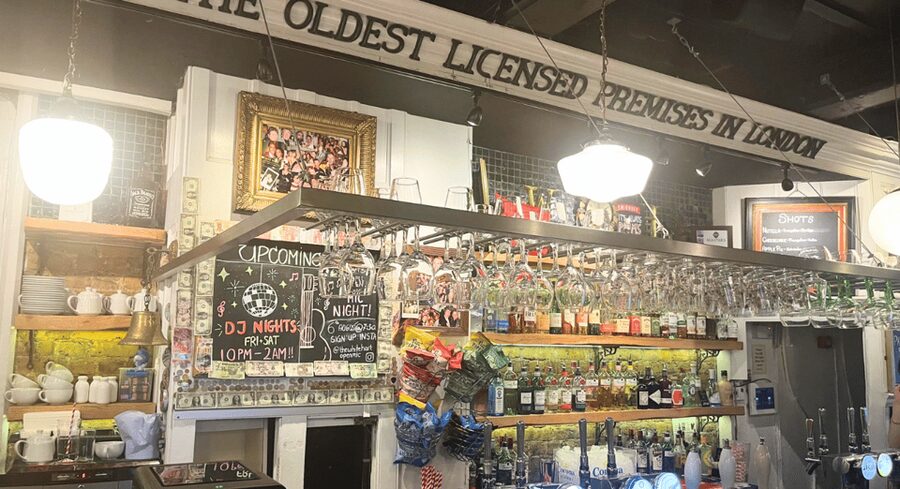 London: Historic London Pub Walking Tour - Key things that make this pub tour worth your time