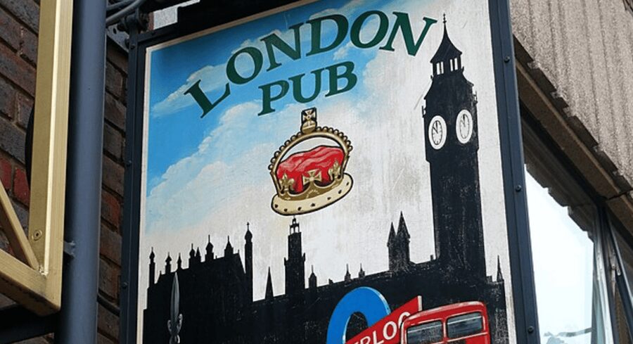 London: Historic London Pub Walking Tour - Why four historic pubs works better than one long pub session