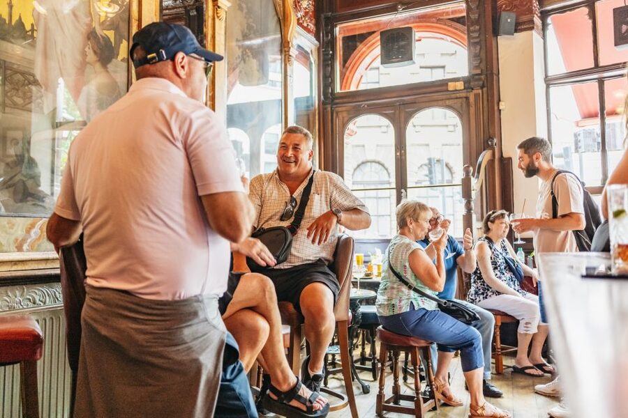 London: Historic Pubs of Central London Walking Tour - What the Guides Do That Makes This Tour Worth $39