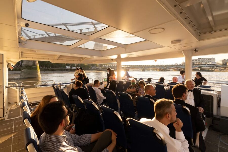 London: Hop-On Hop-Off 1-Day River Sightseeing Adventure - Indoor comfort, outdoor views, and weather reality