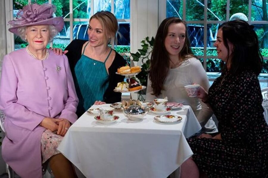 London: Hop-on Hop-off Bus Tour and Madame Tussauds Ticket - Red, Blue, and Orange Routes, Plus the Timing You Can Trust