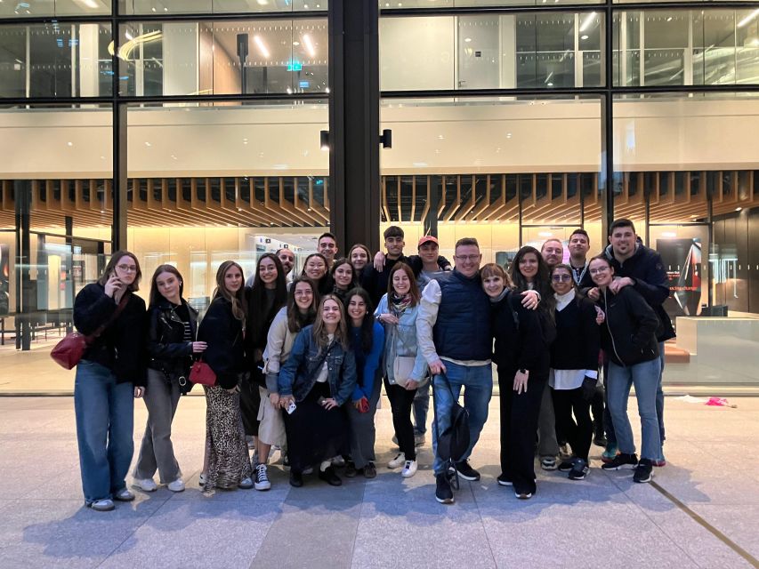 London: Jack the Ripper tour in Spanish (RLA Winner) - Q&A and debate: how interaction stays respectful