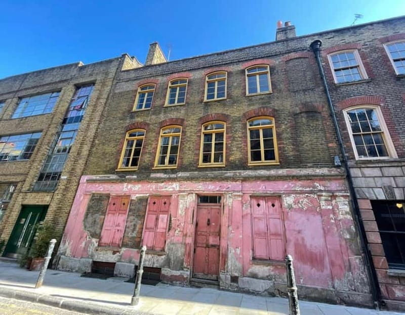 London: Jack the Ripper Tour with Historic Pub Stops - Should you book this Jack the Ripper pub tour?