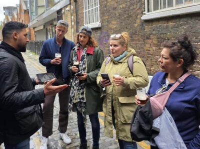 Jack the Ripper Tour with Historic Pub Stops